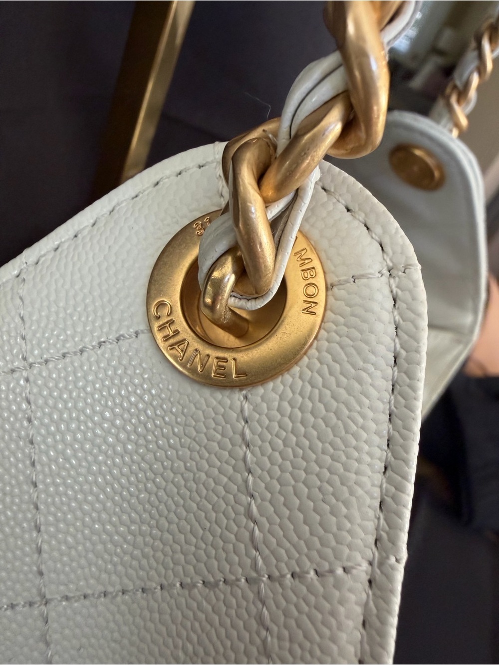 White Quilted Leather Drawstring Shoulder Bag - Picture 5 of 11